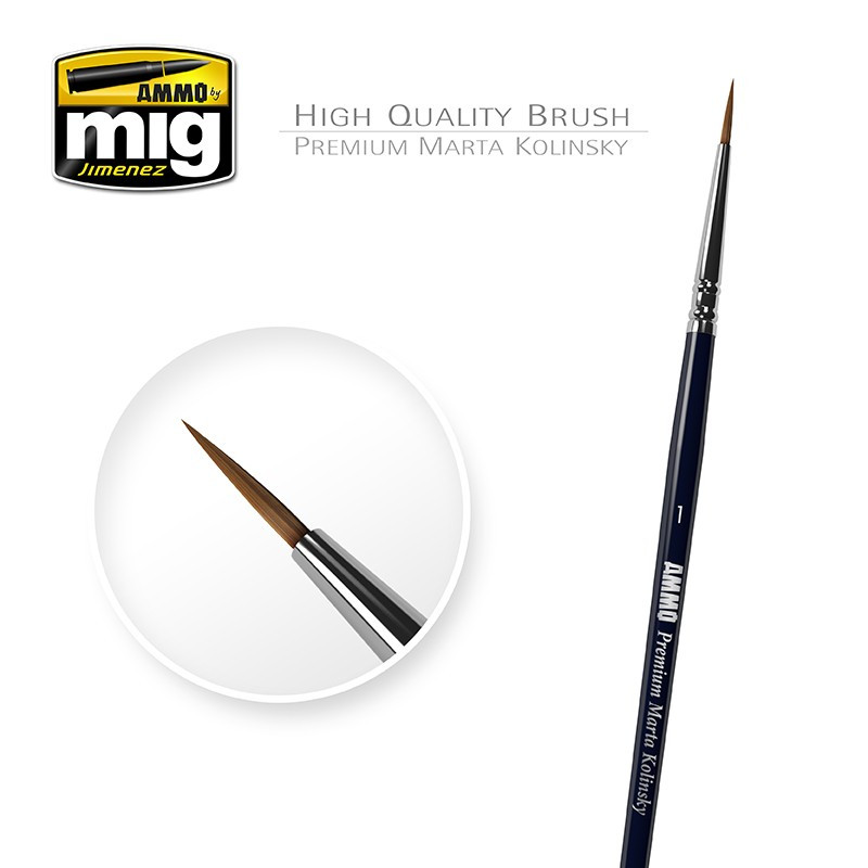 Premium Marta Kolinsky Round Brush 1